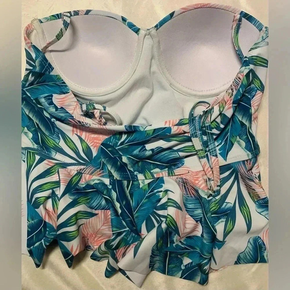 Women’s Tankini Swim Top Size Large Pre-Owned Excellent Condition - Picture 7 of 7